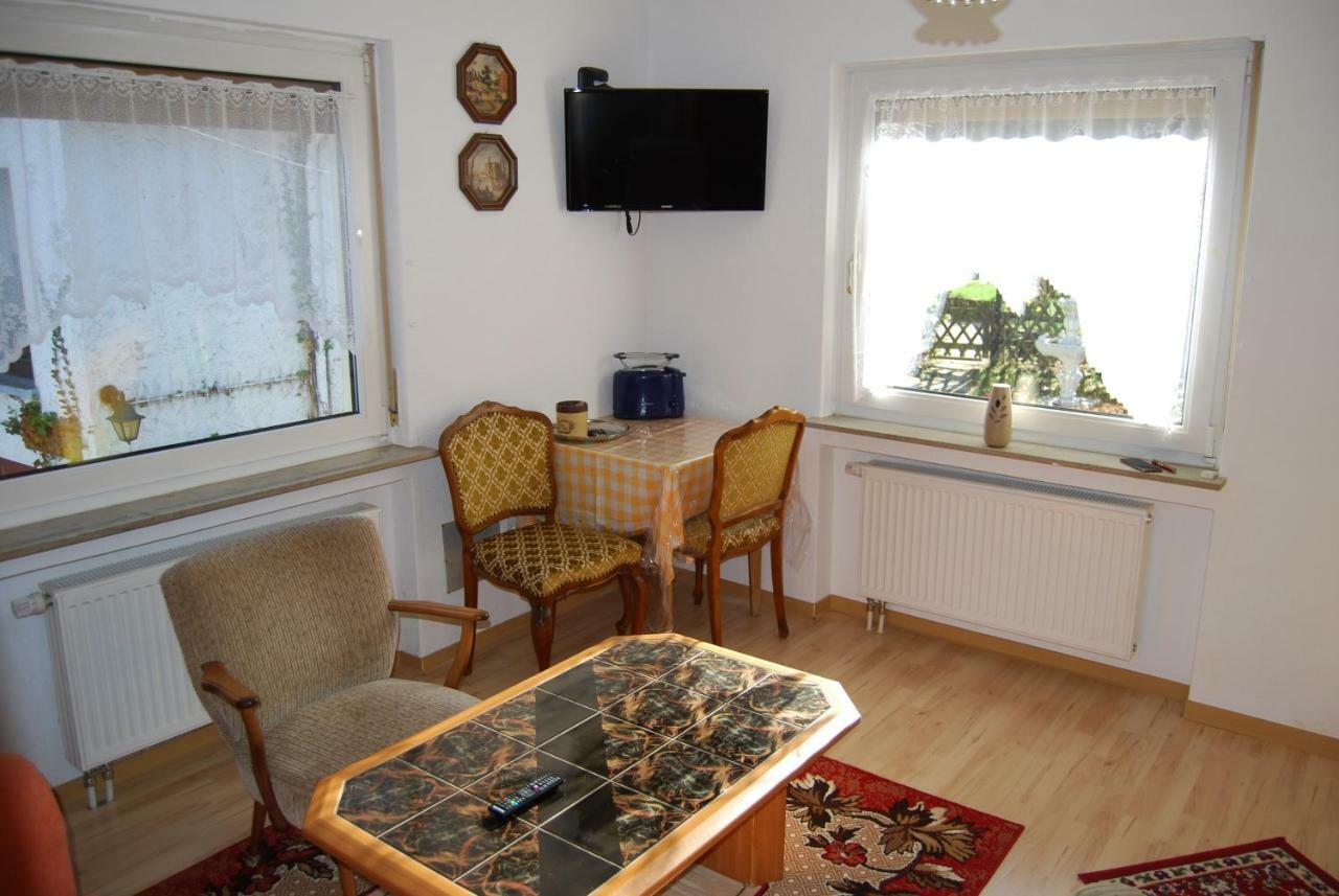 6 Schulstrasse Apartment Biebertal Luaran gambar